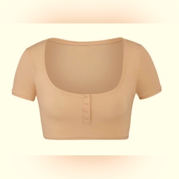 NWT Skims 3/4 Button Down Henley Short Sleeve Crop Top Ochre Color Size 4X - Picture 2 of 7